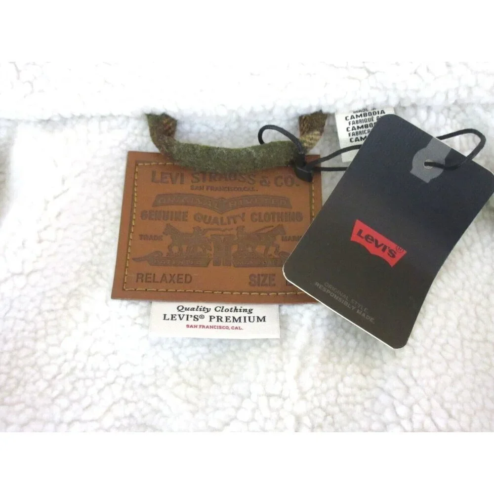 Levi's Strauss Men's Brown Plaid Sherpa Lined Classic Trucker Jacket NWT